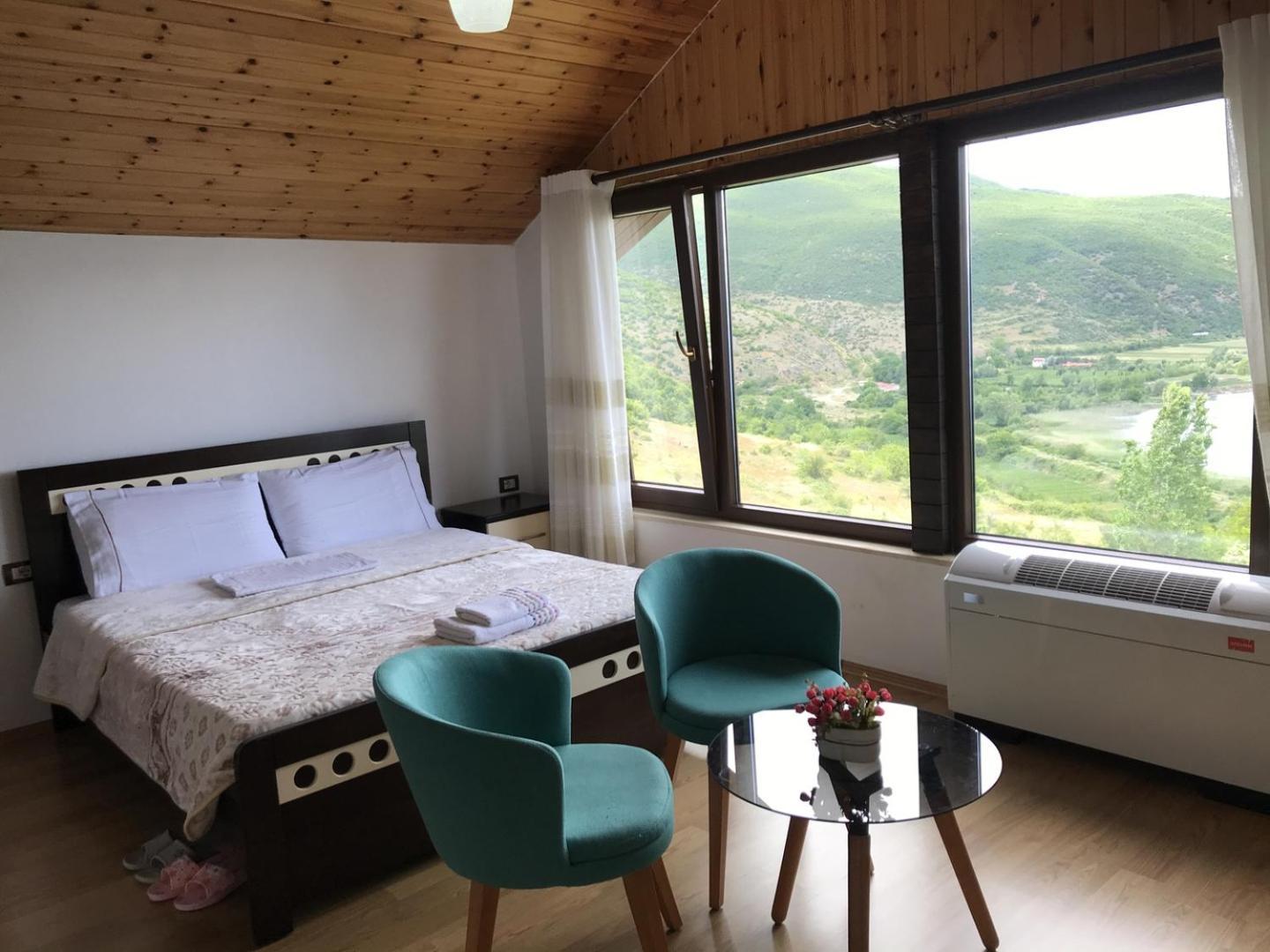 Hotel Camping Lin Bilik gambar