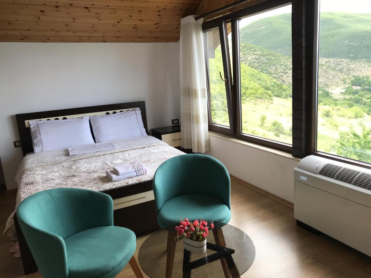 Hotel Camping Lin Bilik gambar