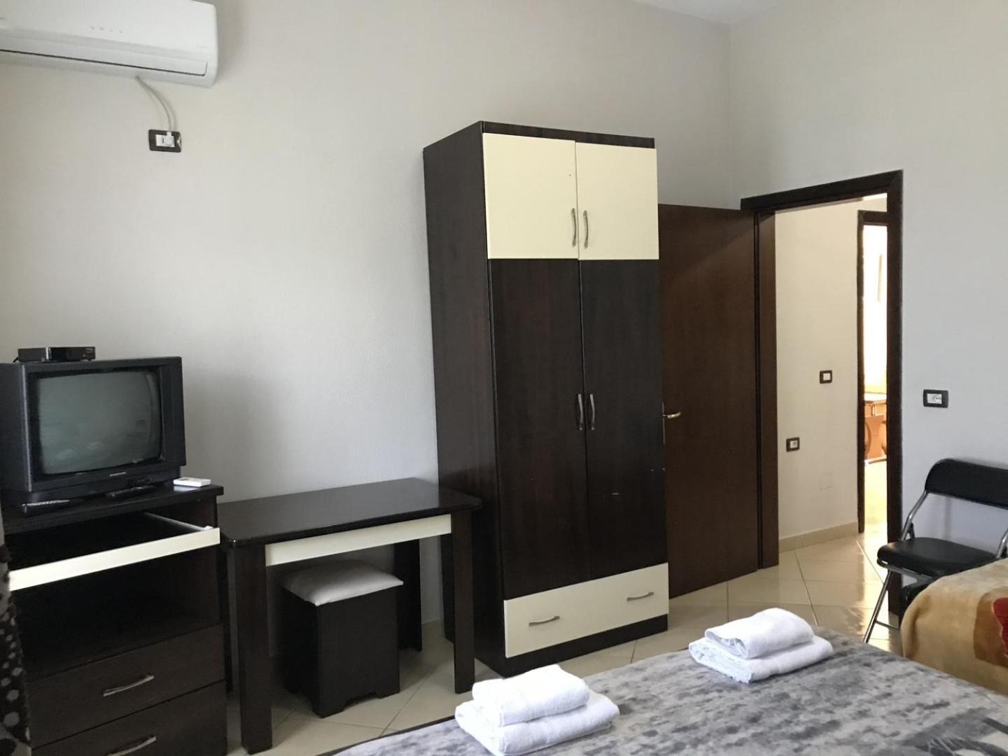 Hotel Camping Lin Bilik gambar